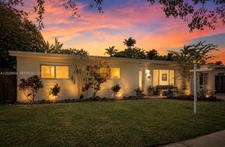 270 NE 123rd St, North Miami, FL 33161