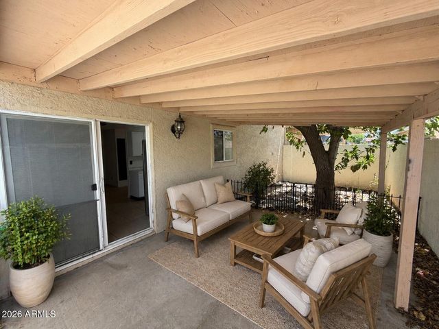15601 N 27TH Street 5, Phoenix, AZ 85032