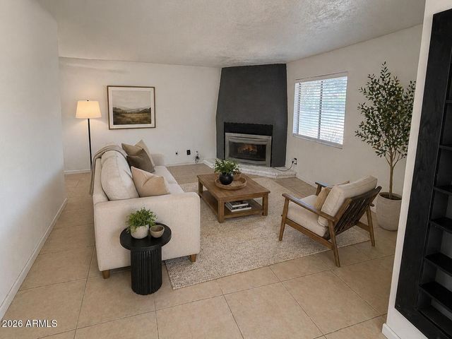 15601 N 27TH Street 5, Phoenix, AZ 85032