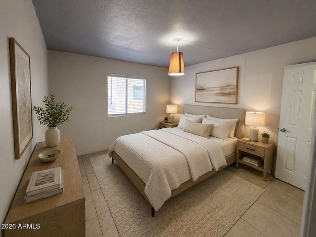 15601 N 27TH Street 5, Phoenix, AZ 85032