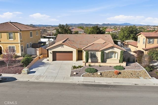 35211 Lantern Light, Winchester, CA 92596