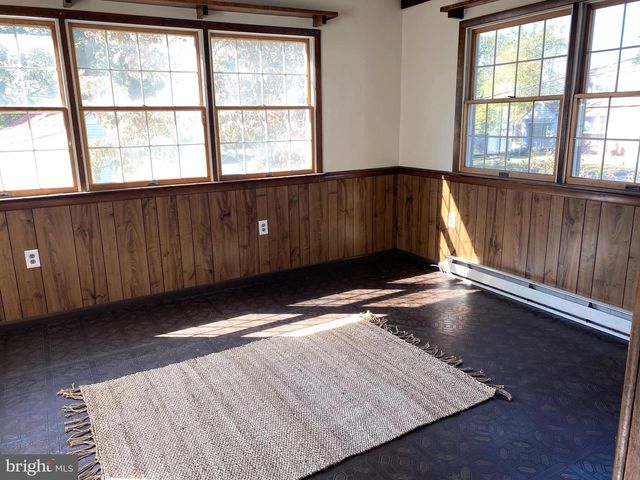 1108 BLEIM RD, Pottstown, PA 19464