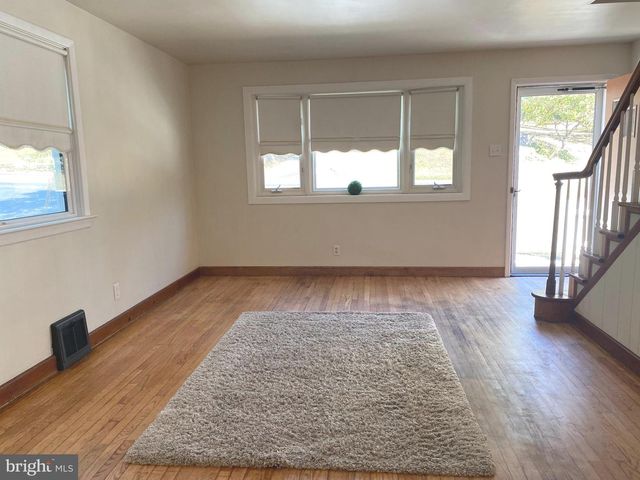 1108 BLEIM RD, Pottstown, PA 19464