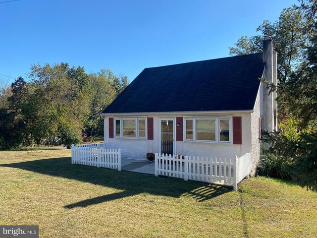 1108 BLEIM RD, Pottstown, PA 19464