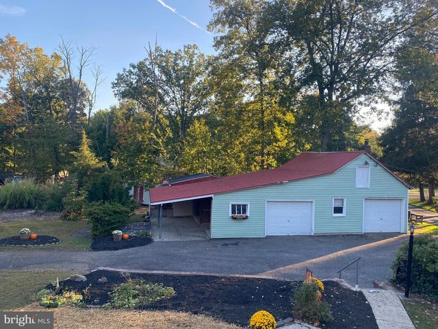 1108 BLEIM RD, Pottstown, PA 19464