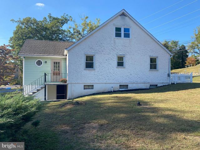 1108 BLEIM RD, Pottstown, PA 19464