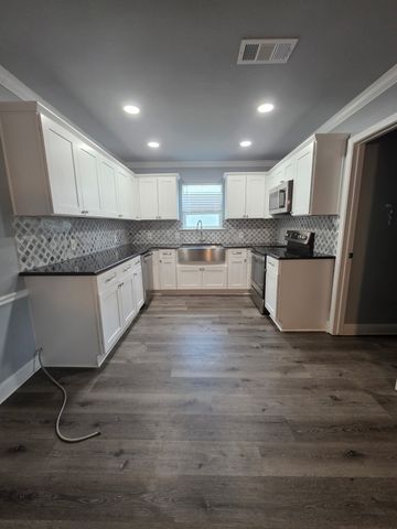 108 N 4th Street, Crandall, TX 75114