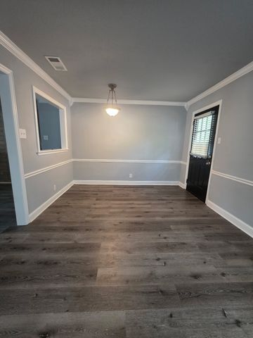 108 N 4th Street, Crandall, TX 75114