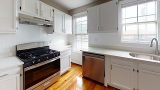 280 Mcgrath Highway 1, Somerville, MA 02145