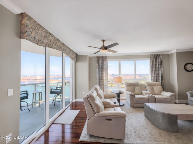 231 Riverside Dr Unit 1501, Holly Hill, FL 32117