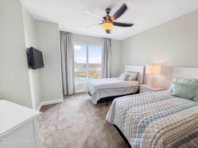 231 Riverside Dr Unit 1501, Holly Hill, FL 32117