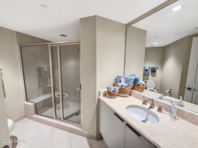 231 Riverside Dr Unit 1501, Holly Hill, FL 32117