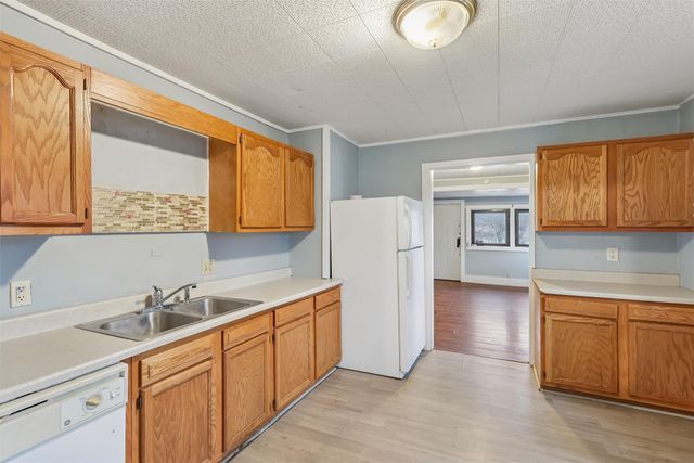 2505 SE 8th Street, Des Moines, IA 50315