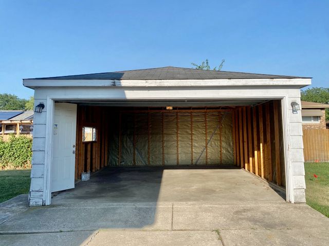 20073 Park Avenue, Lynwood, IL 60411