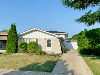 20073 Park Avenue, Lynwood, IL 60411