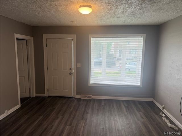 3322 Isabelle Street, Inkster, MI 48141