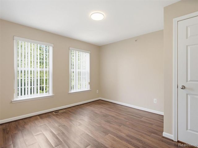 45650 Kennedy Avenue, Shelby Twp, MI 48315
