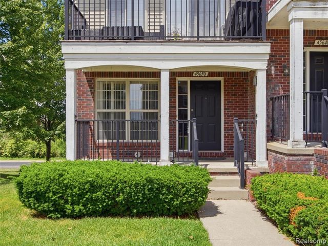 45650 Kennedy Avenue, Shelby Twp, MI 48315