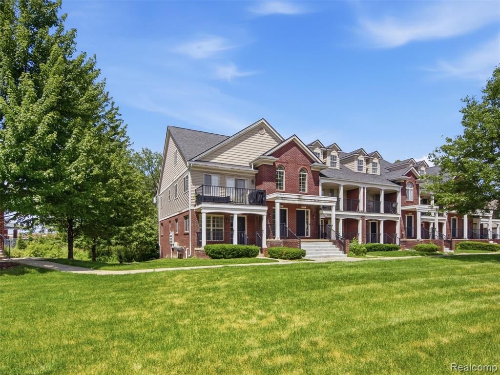 45650 Kennedy Avenue, Shelby Twp, MI 48315