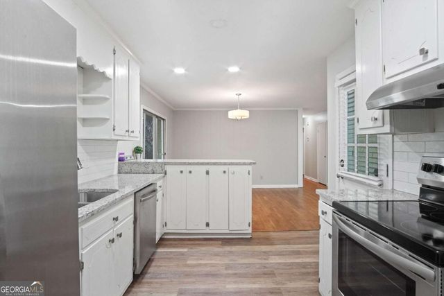 2732 Elkhorn Drive, Decatur, GA 30034