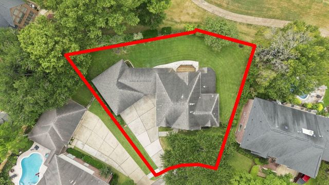 2137 S Pecan Trail Drive, Richmond, TX 77406