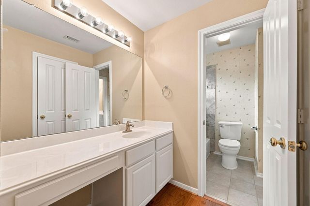 2137 S Pecan Trail Drive, Richmond, TX 77406
