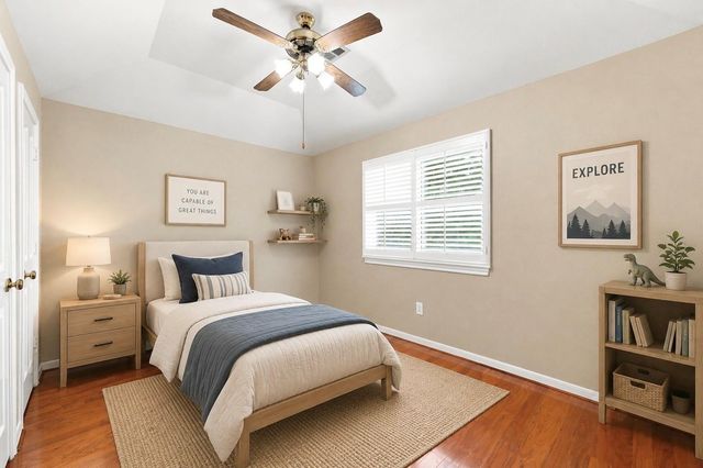 2137 S Pecan Trail Drive, Richmond, TX 77406