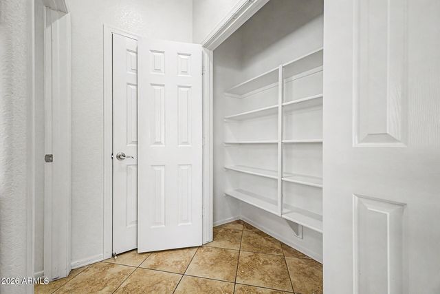 11601 W HILL Drive, Avondale, AZ 85323