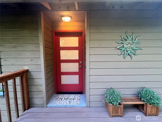 17 Basin View Circle, Bellingham, WA 98229