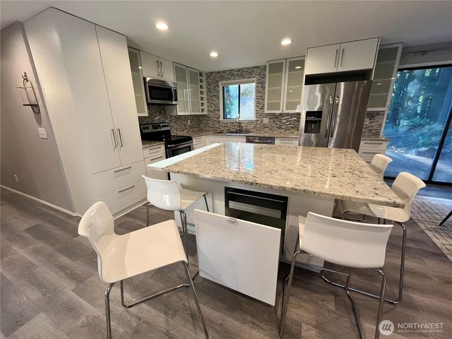 17 Basin View Circle, Bellingham, WA 98229