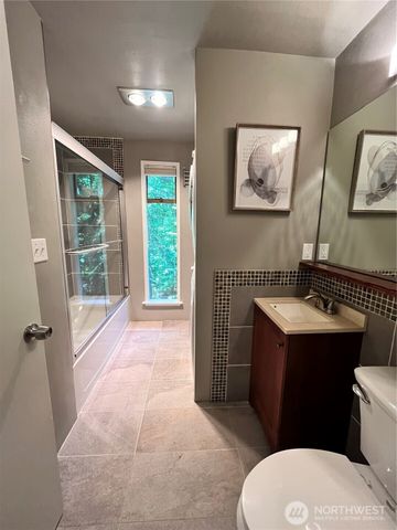 17 Basin View Circle, Bellingham, WA 98229