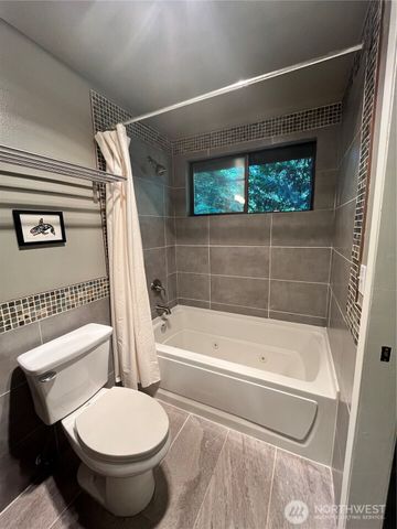 17 Basin View Circle, Bellingham, WA 98229
