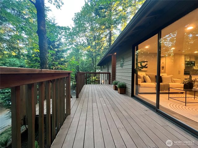 17 Basin View Circle, Bellingham, WA 98229