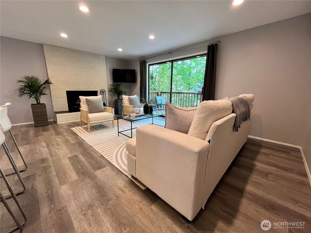 17 Basin View Circle, Bellingham, WA 98229