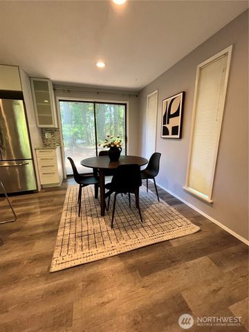 17 Basin View Circle, Bellingham, WA 98229