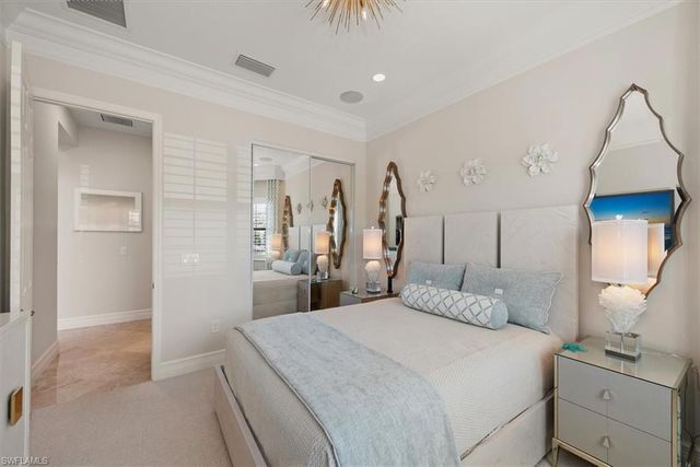 3168 Pacific DR, Naples, FL 34119