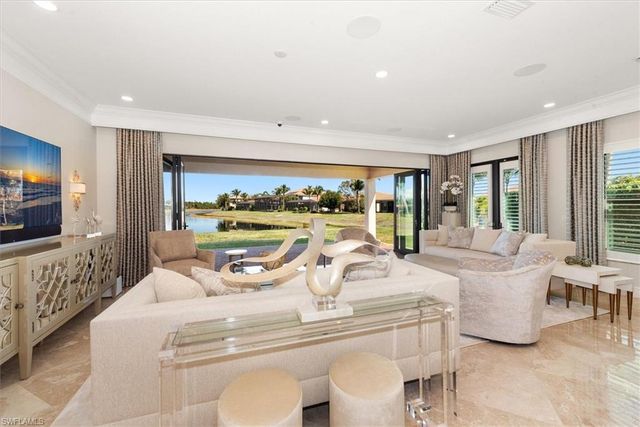 3168 Pacific DR, Naples, FL 34119