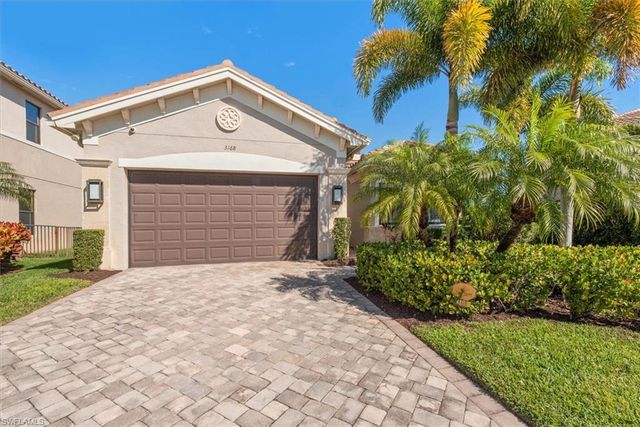 3168 Pacific DR, Naples, FL 34119