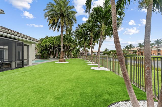 8680 Daystar Ridge Point, Boynton Beach, FL 33473