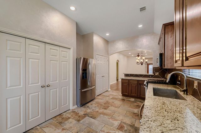 8251 Sardina Shore Drive, Cypress, TX 77433