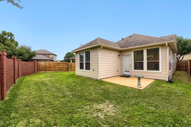 8251 Sardina Shore Drive, Cypress, TX 77433