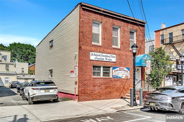 308 38th Street, Union City, NJ 07087