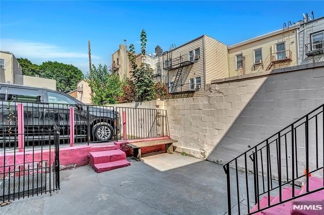 308 38th Street, Union City, NJ 07087