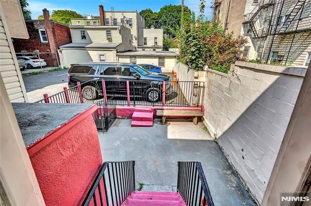 308 38th Street, Union City, NJ 07087