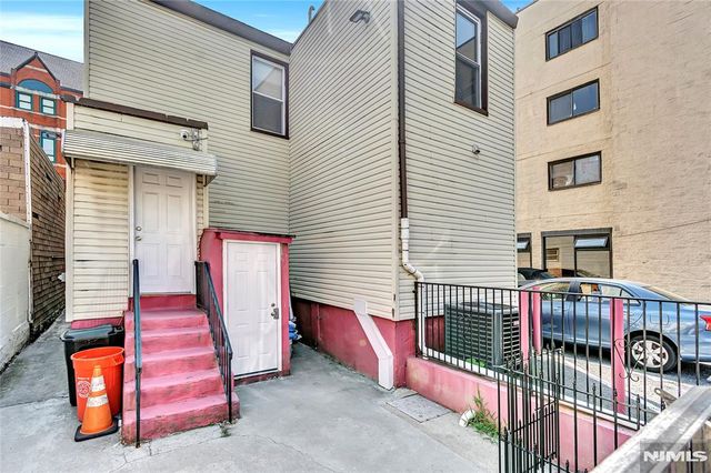 308 38th Street, Union City, NJ 07087