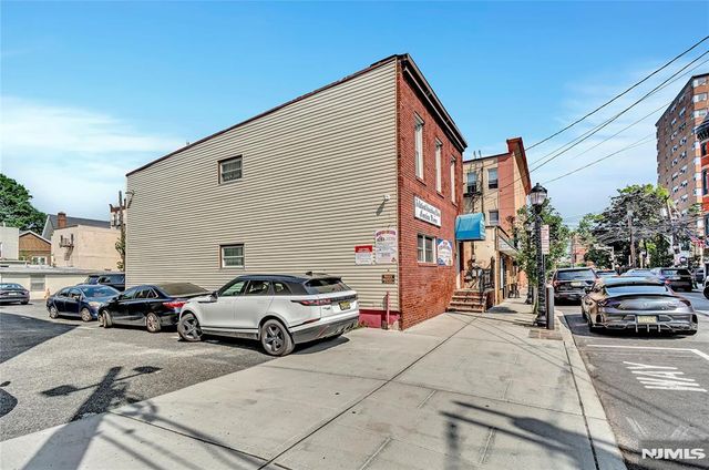 308 38th Street, Union City, NJ 07087