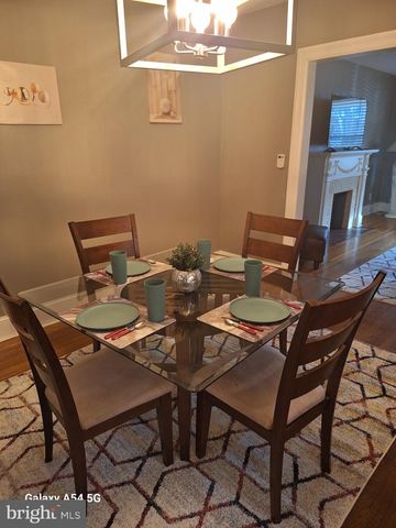 3815 W ST NW, Washington, DC 20007