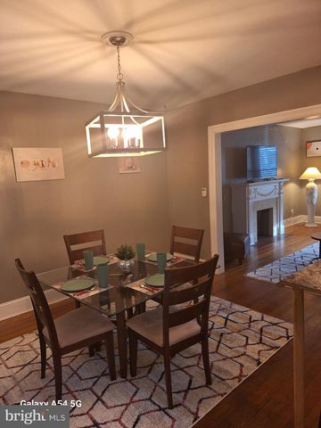 3815 W ST NW, Washington, DC 20007