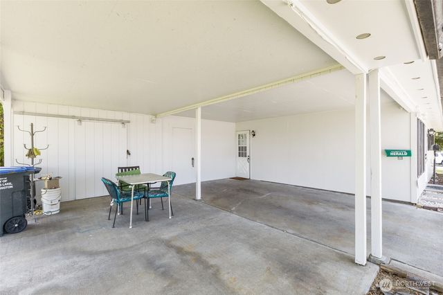 1105 E Terrace Avenue, Moses Lake, WA 98837