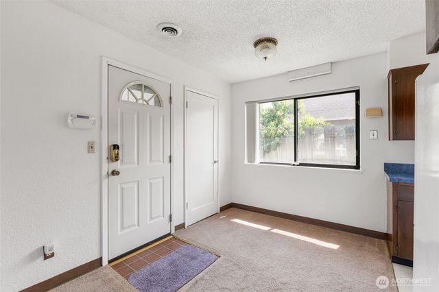 1105 E Terrace Avenue, Moses Lake, WA 98837